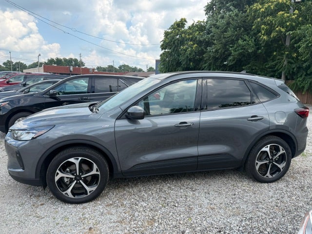 2025 Ford Escape ST-Line Select