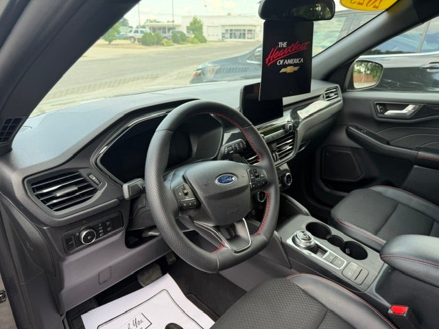 2025 Ford Escape ST-Line Select