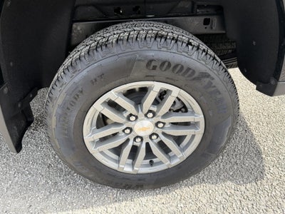 2025 Chevrolet Colorado WT/LT