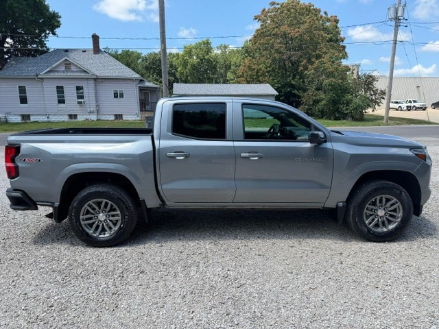 2025 Chevrolet Colorado WT/LT