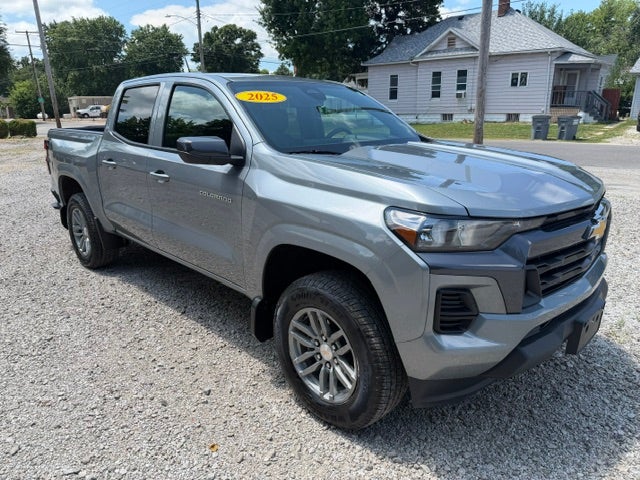 2025 Chevrolet Colorado WT/LT