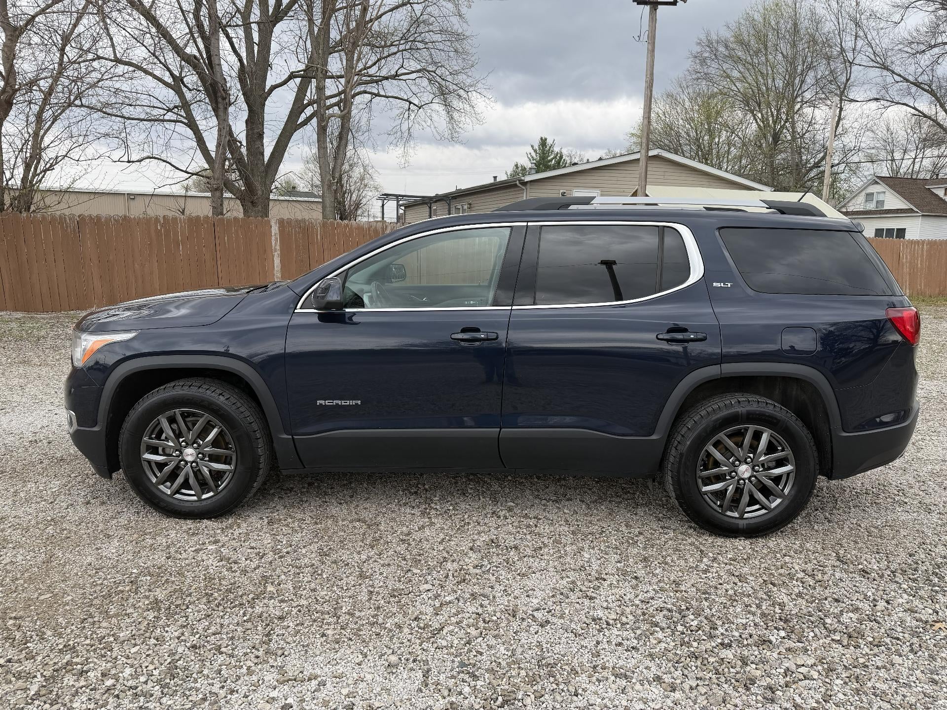 2017 GMC Acadia SLT