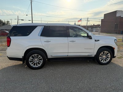 2022 GMC Yukon SLT