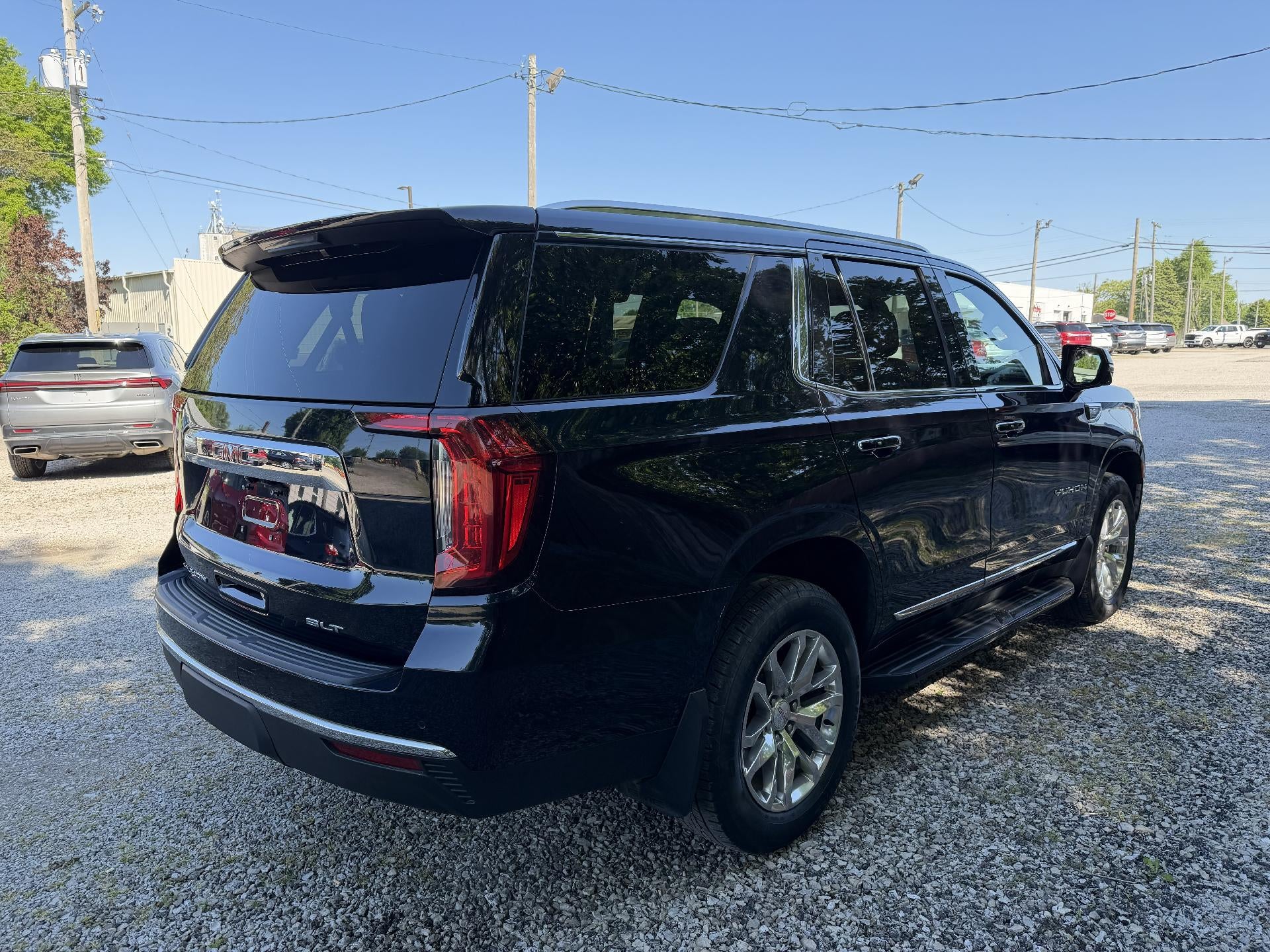 2022 GMC Yukon SLT