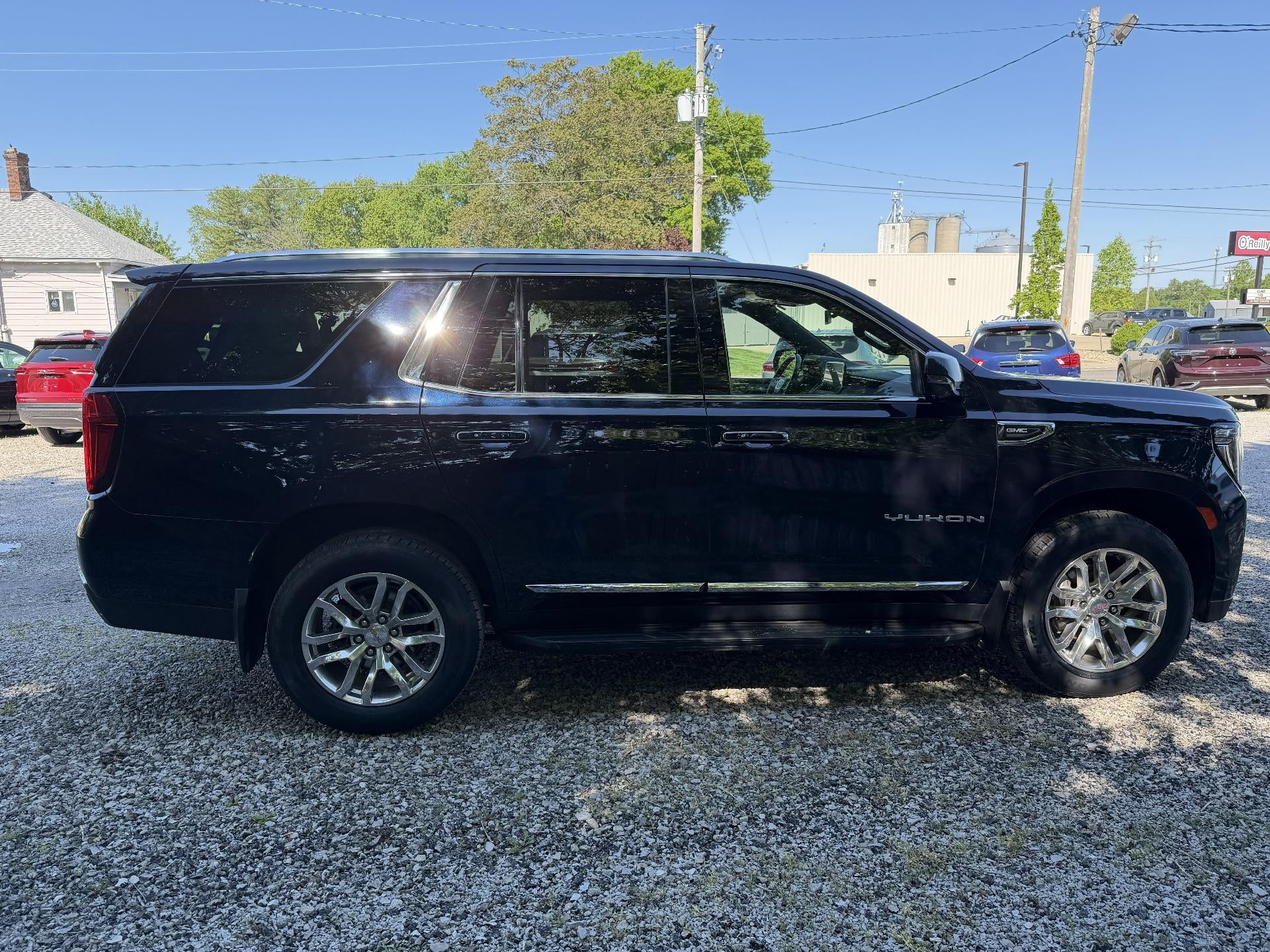 2022 GMC Yukon SLT