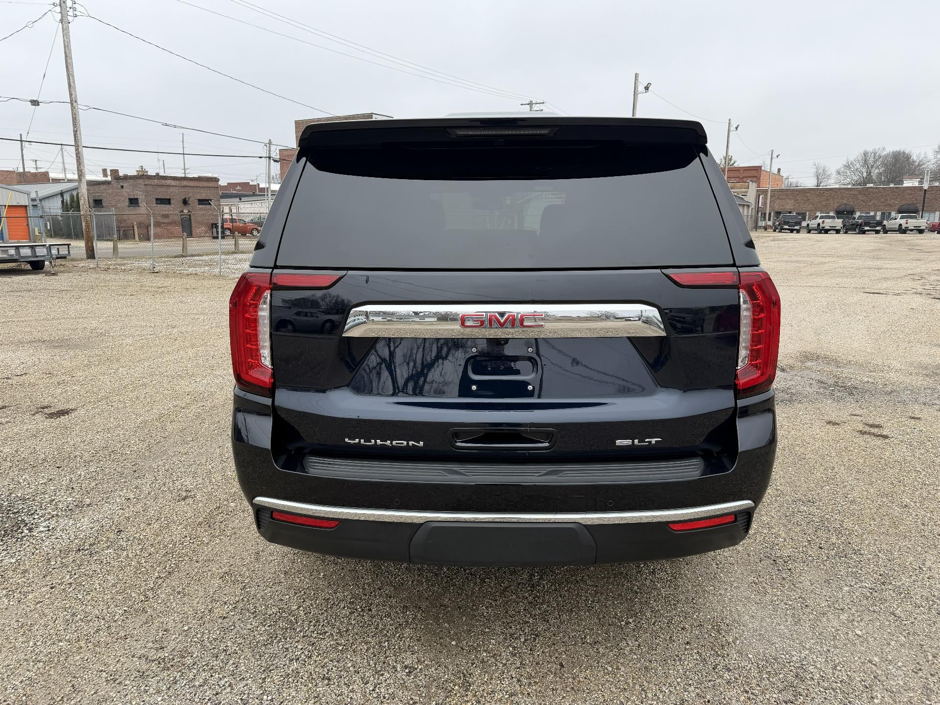 2024 GMC Yukon SLT