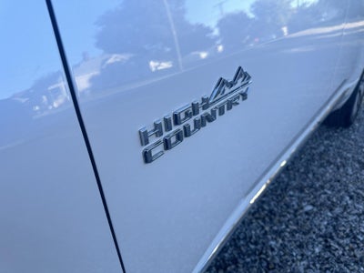 2022 Chevrolet Traverse High Country