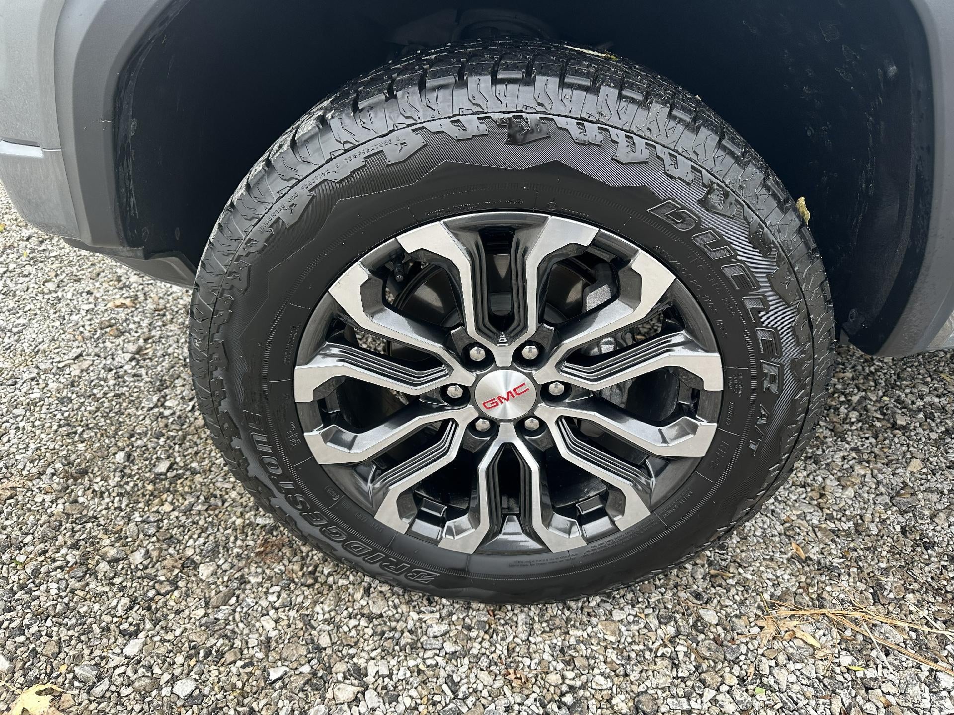 2024 GMC Canyon Denali