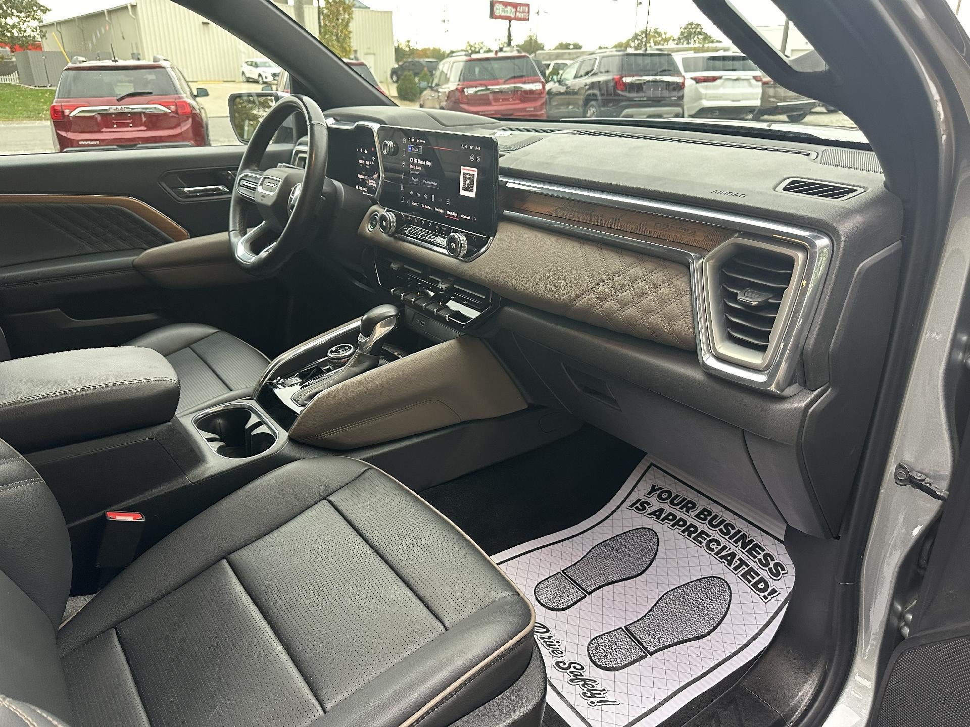 2024 GMC Canyon Denali