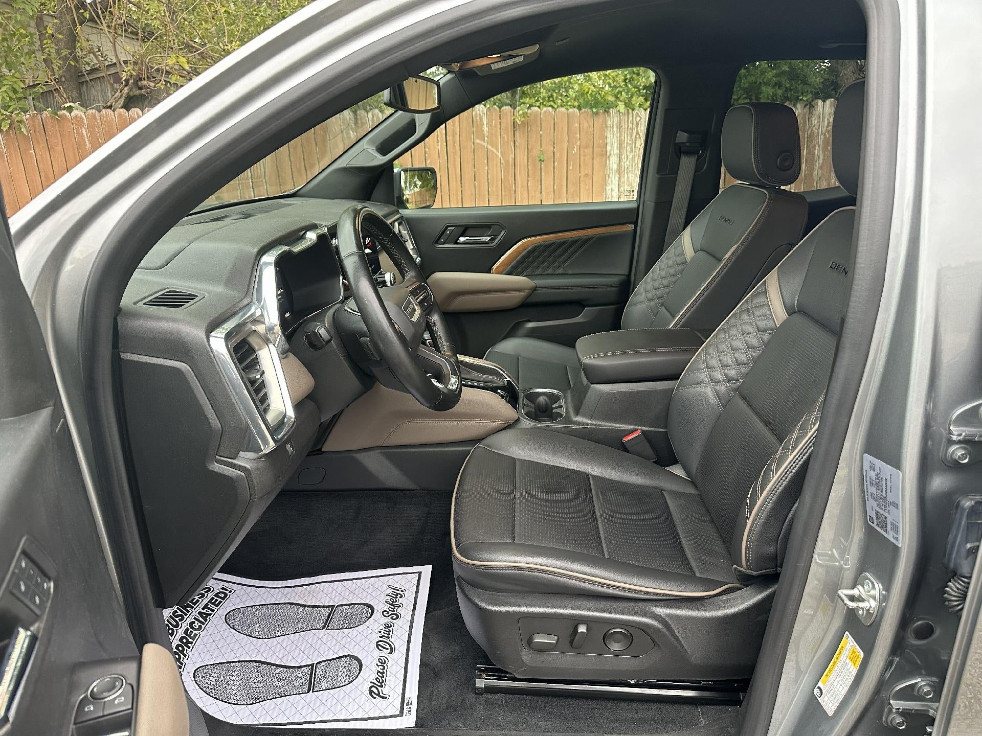 2024 GMC Canyon Denali