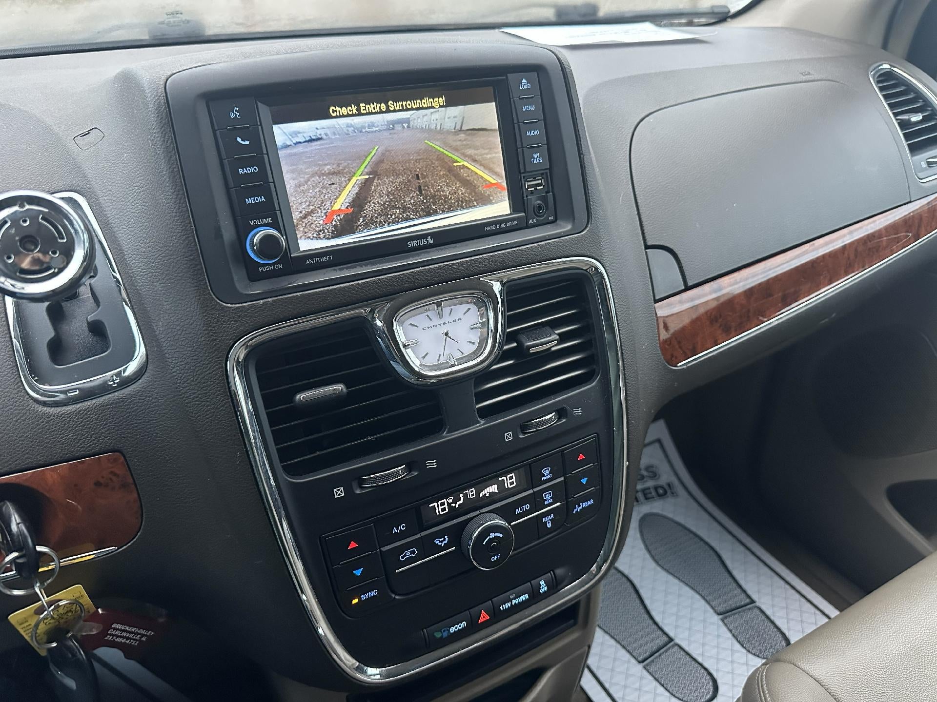 2015 Chrysler Town & Country Touring