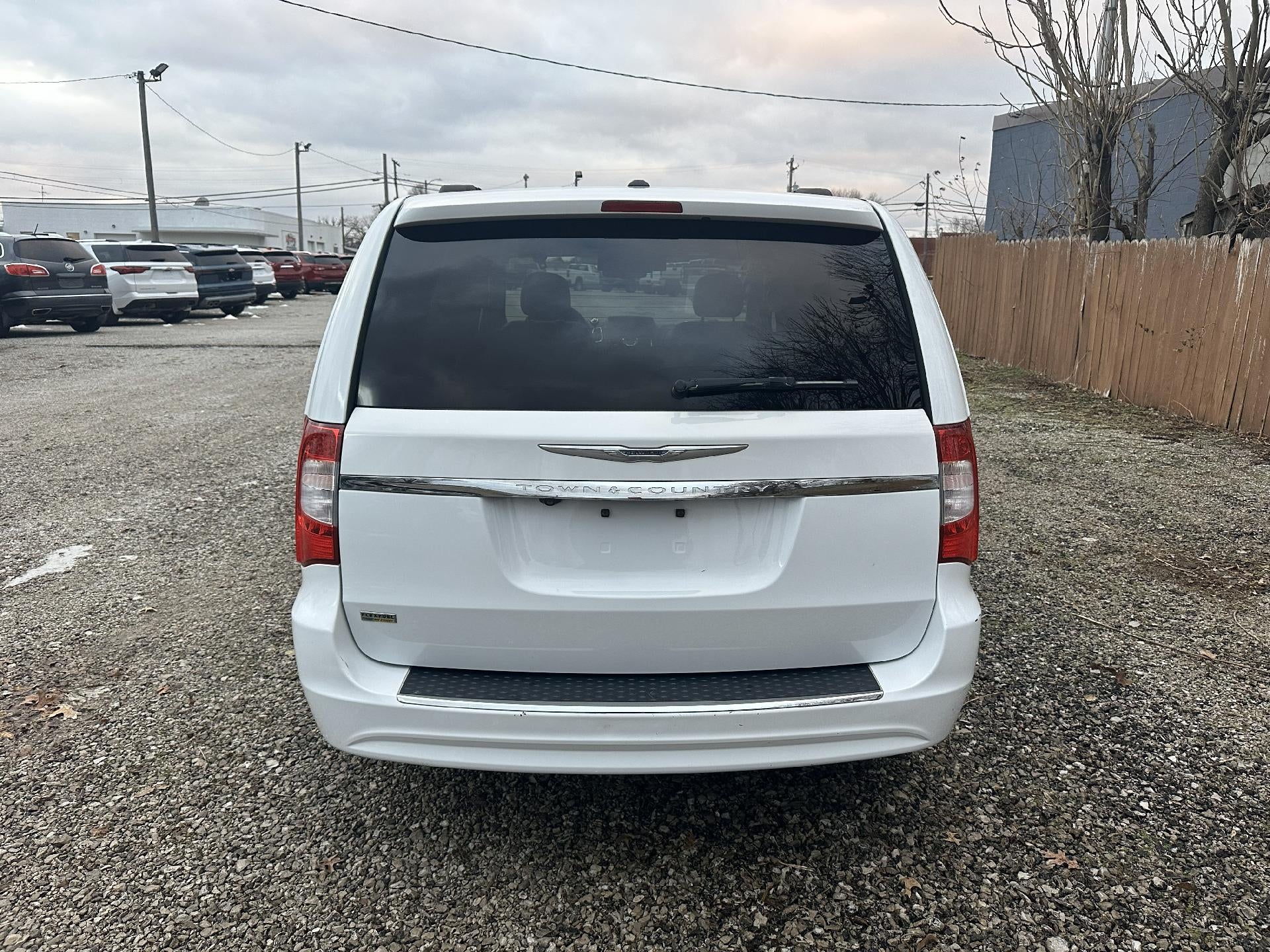 2015 Chrysler Town & Country Touring