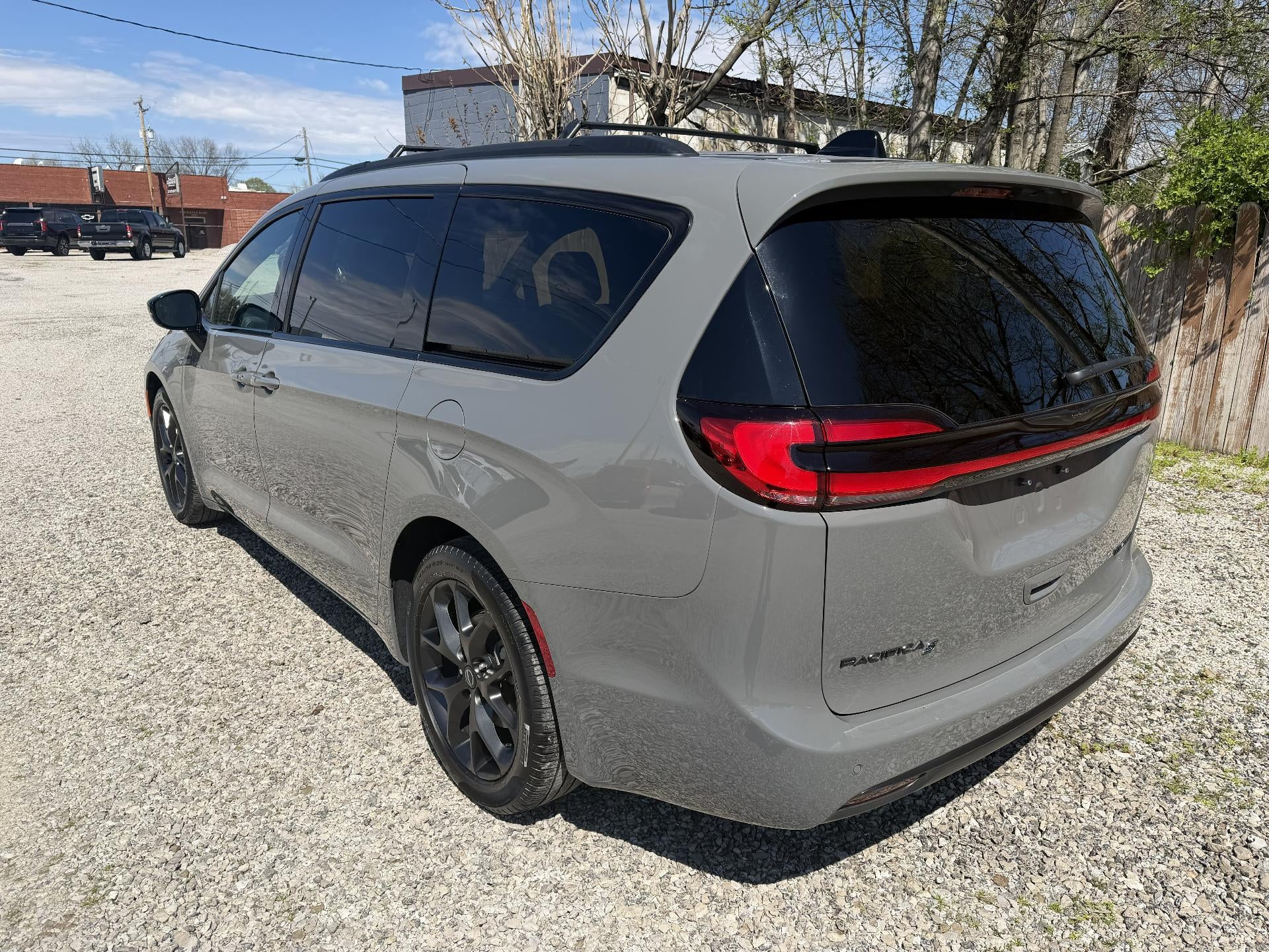 2025 Chrysler Pacifica Limited