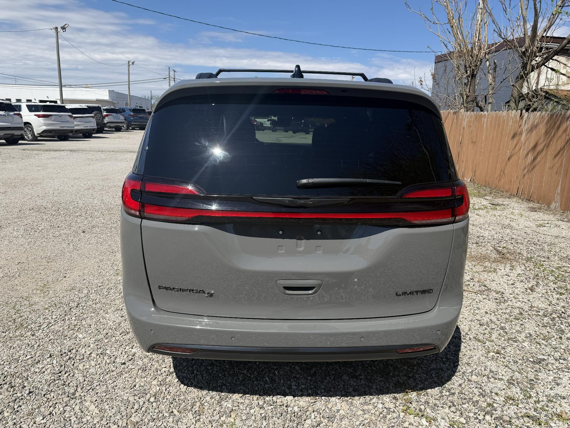 2025 Chrysler Pacifica Limited