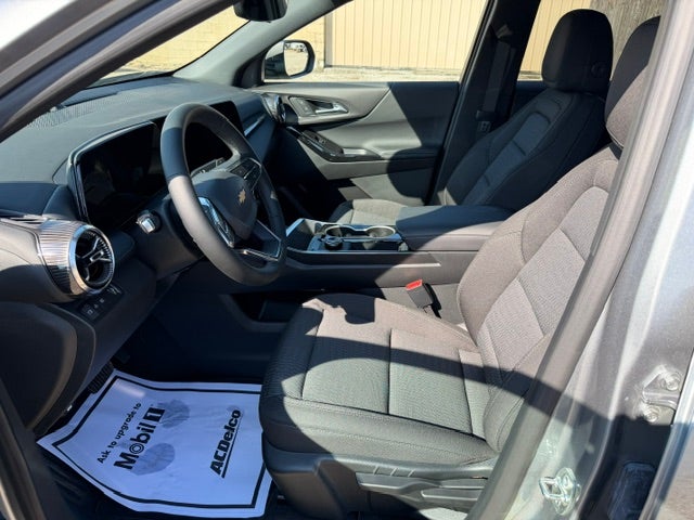 2027 Chevrolet Equinox FWD LT