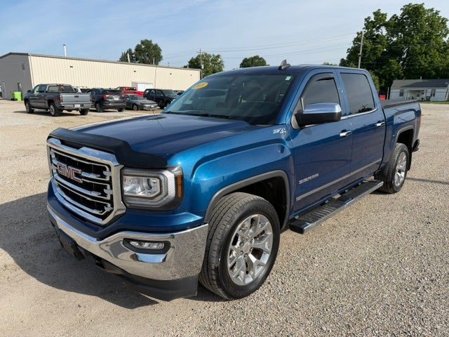 2018 GMC Sierra 4WD Crew Cab Short Box SLT's photo
