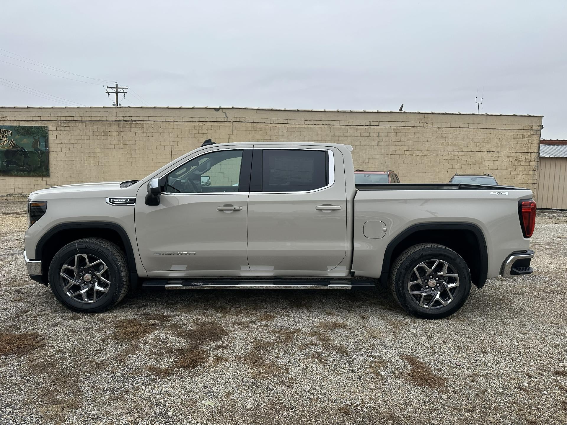2026 GMC Sierra 1500 SLE