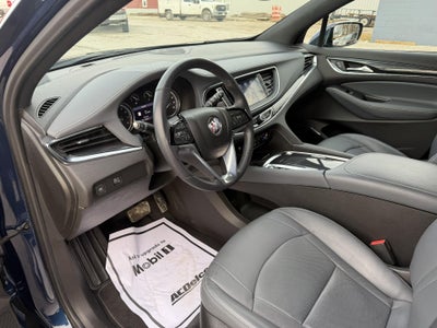 2022 Buick Enclave Essence