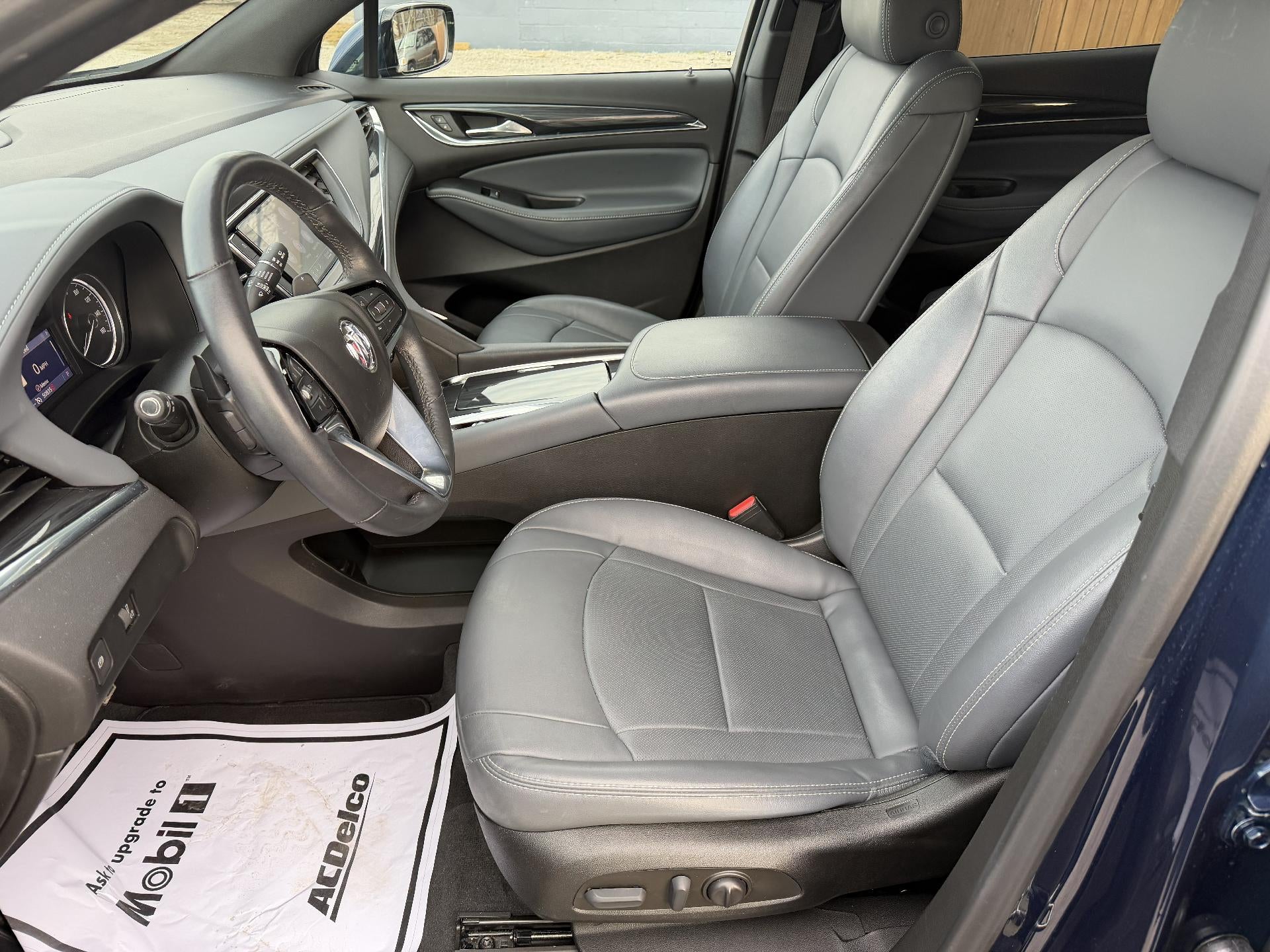 2022 Buick Enclave Essence