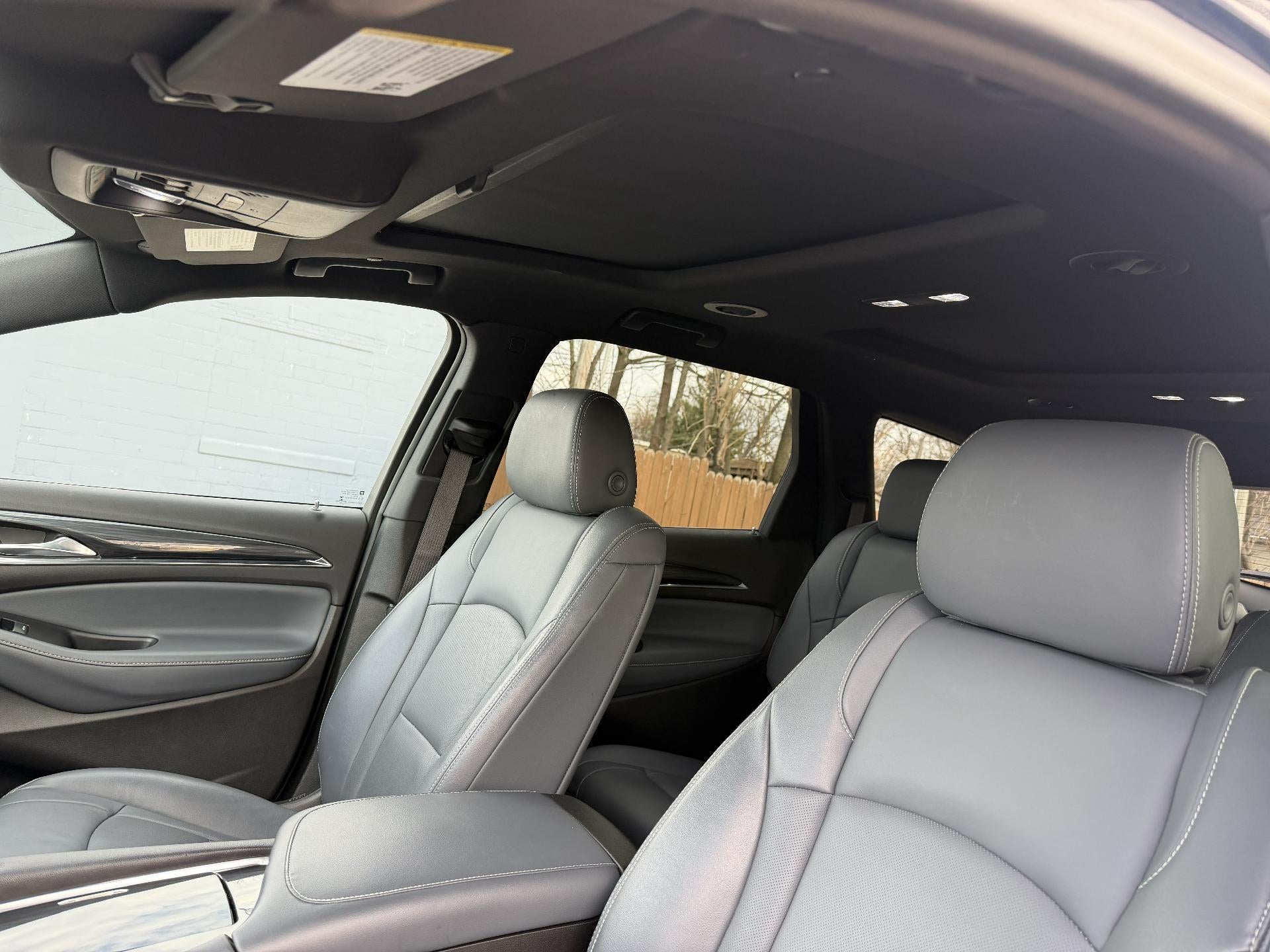 2022 Buick Enclave Essence