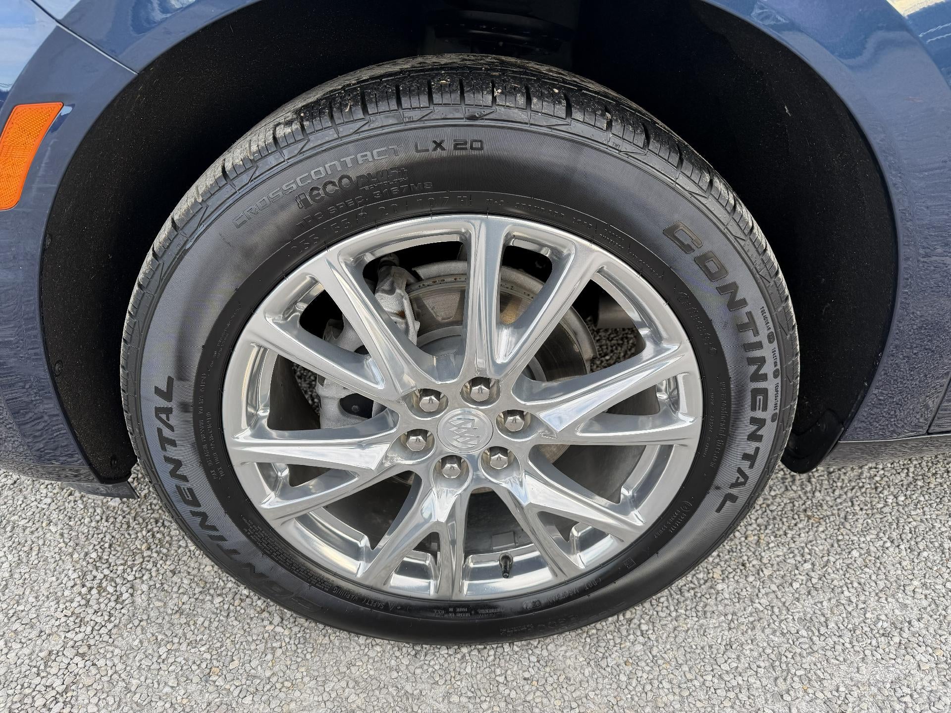 2022 Buick Enclave Essence