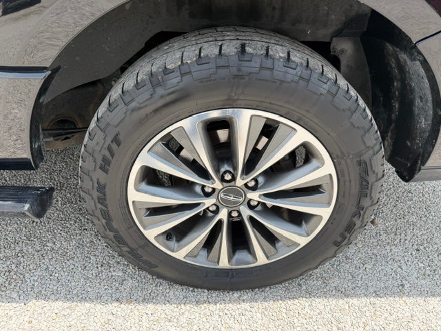 2017 Lincoln Navigator L Select