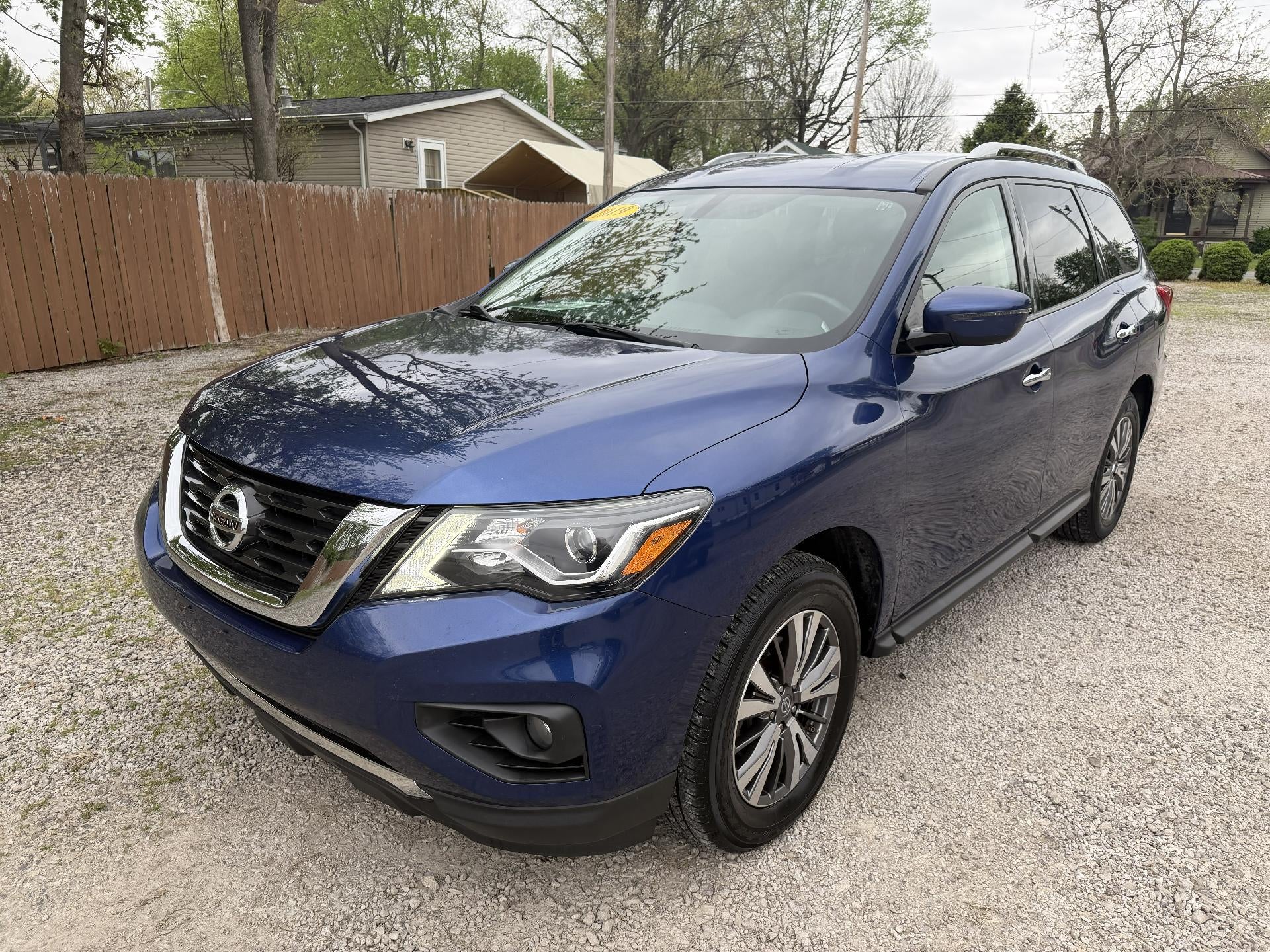 2019 Nissan Pathfinder SV 2WD's photo