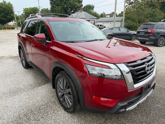 2024 Nissan Pathfinder SL